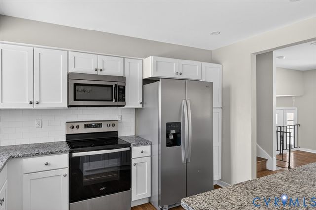 8022 Langley Dr, Glen Allen, VA 23060