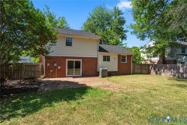 8022 Langley Dr, Glen Allen, VA 23060