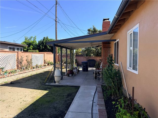1467 W Roberta, Fullerton, CA 92833
