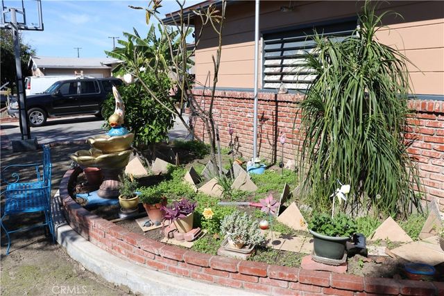 1467 W Roberta, Fullerton, CA 92833