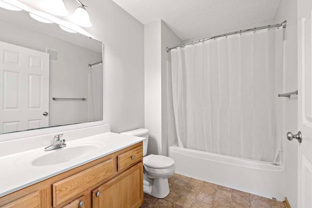 557 French Lane, Dundas, MN 55019