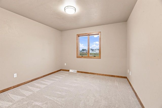 212 KERRIGAN DRIVE, Wrightstown, WI 54180