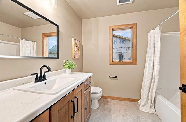 212 KERRIGAN DRIVE, Wrightstown, WI 54180