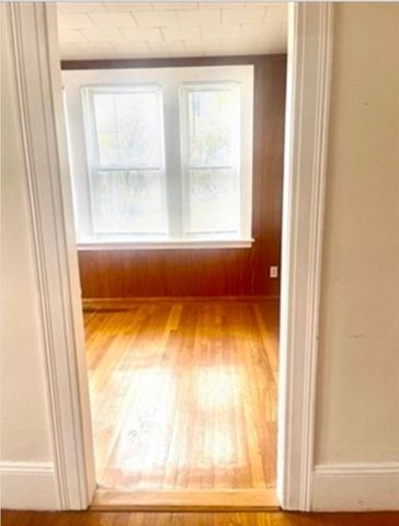 7 Wawecus 1, Worcester, MA 01605