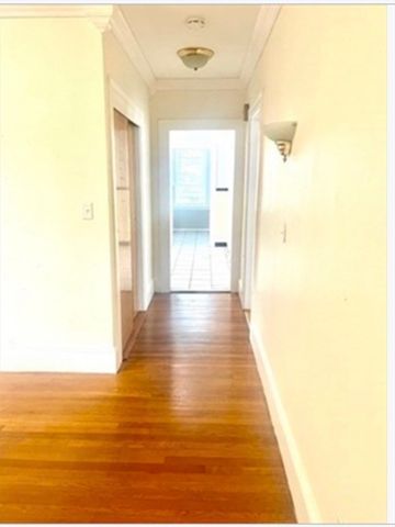 7 Wawecus 1, Worcester, MA 01605