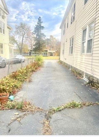 7 Wawecus 1, Worcester, MA 01605