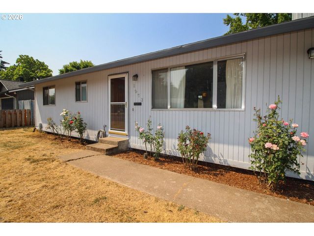 1873 Ne 10TH Ave, Hillsboro, OR 97124