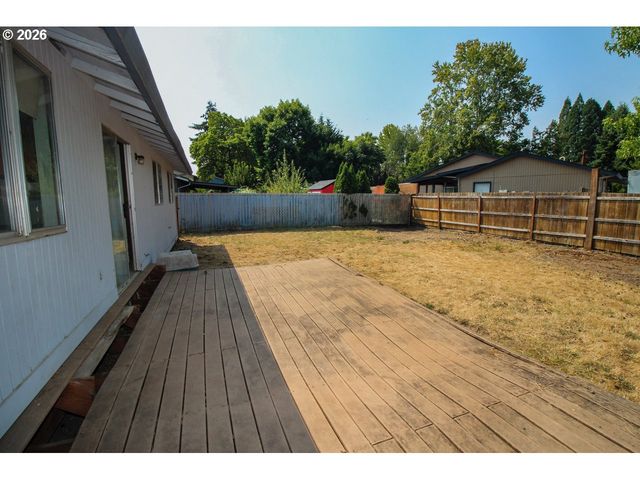 1873 Ne 10TH Ave, Hillsboro, OR 97124