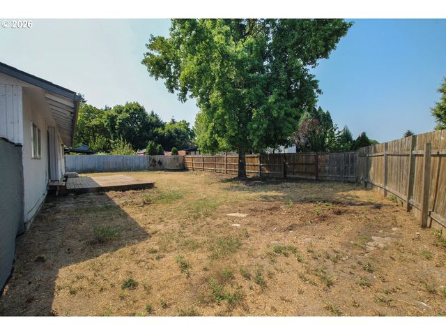 1873 Ne 10TH Ave, Hillsboro, OR 97124