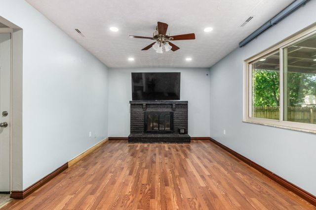 6425 S Sunbury Road, Westerville, OH 43081