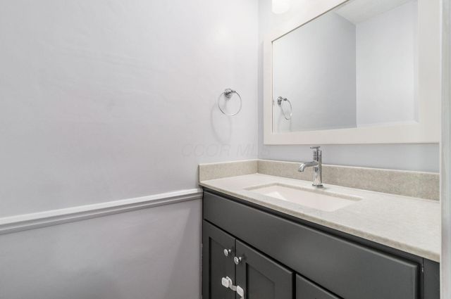 6425 S Sunbury Road, Westerville, OH 43081