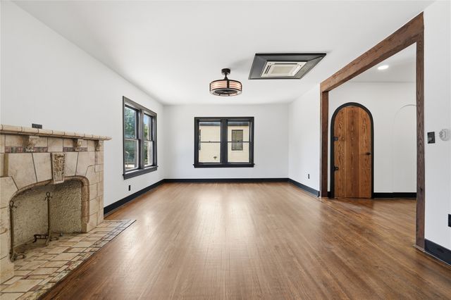 2538 S Cincinnati Avenue, Tulsa, OK 74114