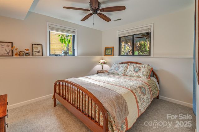 1 Parkway Loop Road, Asheville, NC 28803