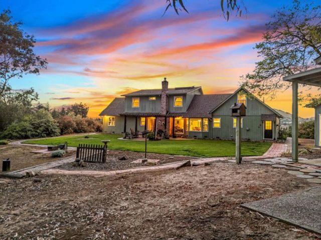 10230 Whiskey Hill Lane, Gilroy, CA 95020