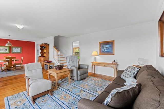 10230 Whiskey Hill Lane, Gilroy, CA 95020