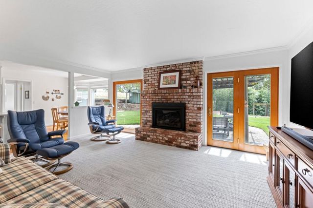 10230 Whiskey Hill Lane, Gilroy, CA 95020