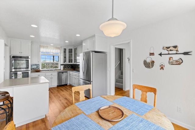 10230 Whiskey Hill Lane, Gilroy, CA 95020