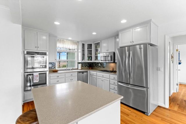 10230 Whiskey Hill Lane, Gilroy, CA 95020