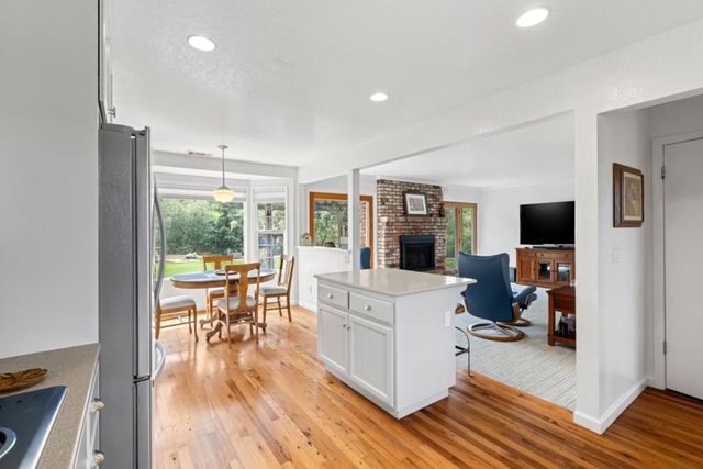10230 Whiskey Hill Lane, Gilroy, CA 95020