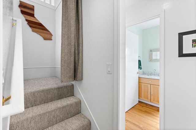 10230 Whiskey Hill Lane, Gilroy, CA 95020
