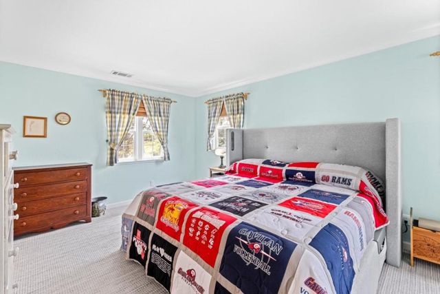10230 Whiskey Hill Lane, Gilroy, CA 95020