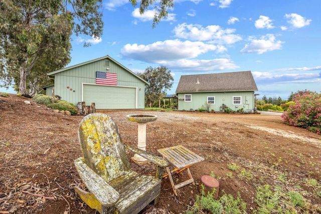 10230 Whiskey Hill Lane, Gilroy, CA 95020