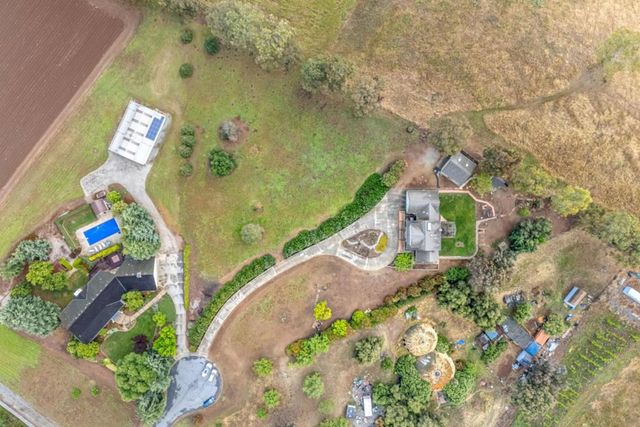 10230 Whiskey Hill Lane, Gilroy, CA 95020