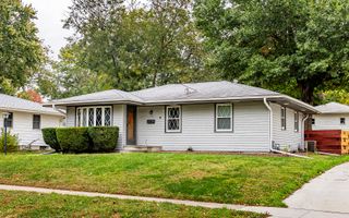 2821 E 39th Street, Des Moines, IA 50317