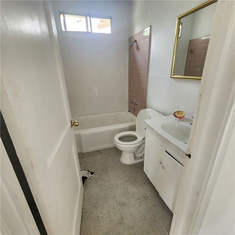 1209 Miami Dr, Corpus Christi, TX 78404