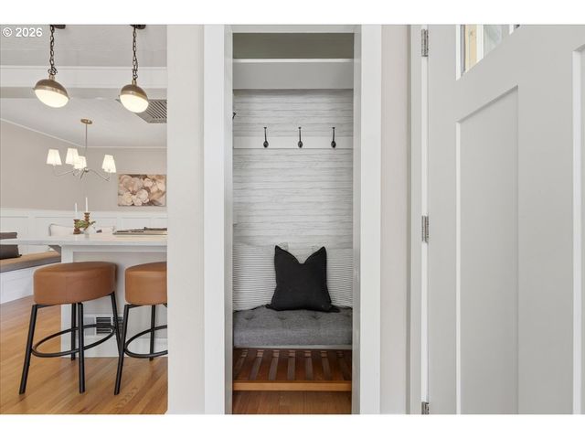 3205 Ne 79TH Ave, Portland, OR 97213