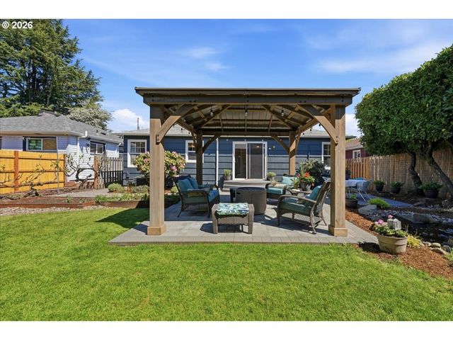 3205 Ne 79TH Ave, Portland, OR 97213