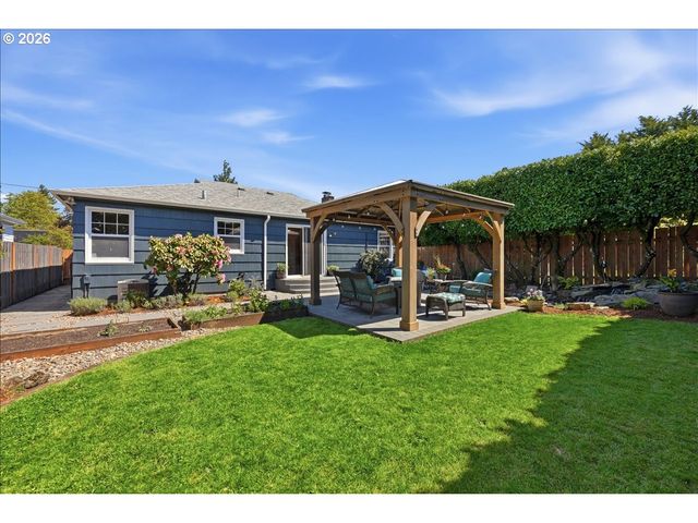 3205 Ne 79TH Ave, Portland, OR 97213