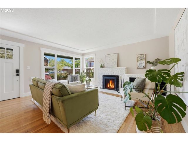 3205 Ne 79TH Ave, Portland, OR 97213