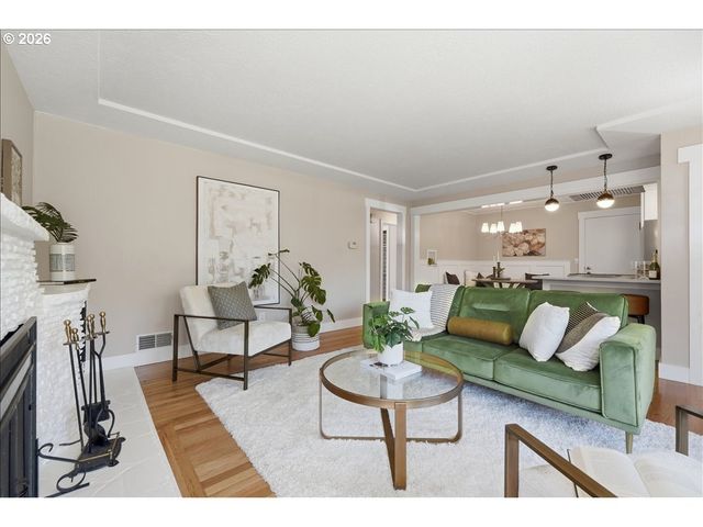 3205 Ne 79TH Ave, Portland, OR 97213