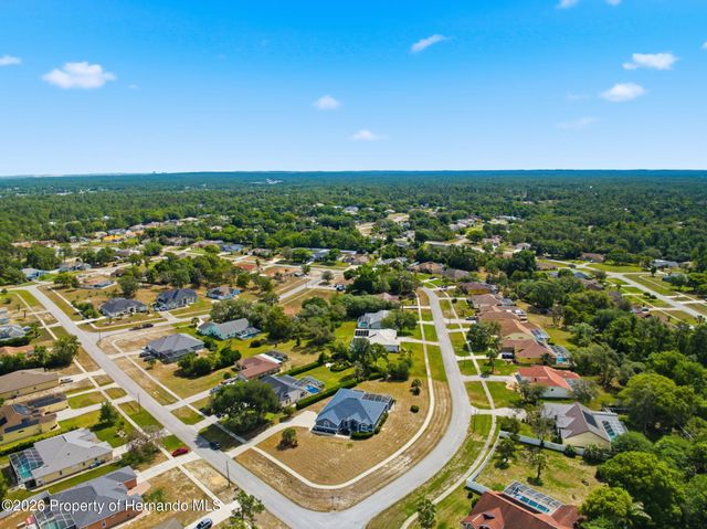 6101 Krista Drive, Spring Hill, FL 34609