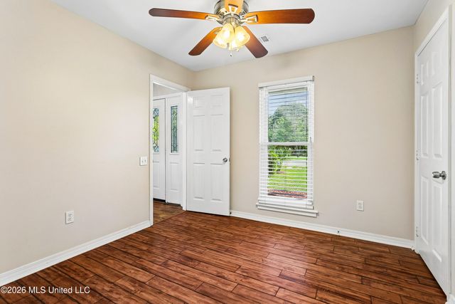 57143 E Diamondhead Drive, Diamondhead, MS 39525