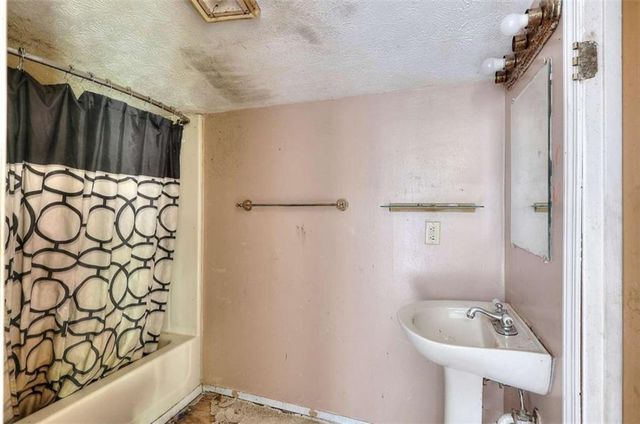 725 Poplar Street, Monroe, GA 30655