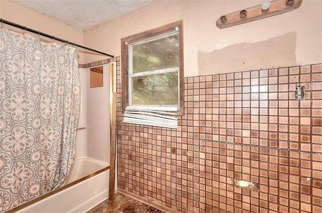 725 Poplar Street, Monroe, GA 30655