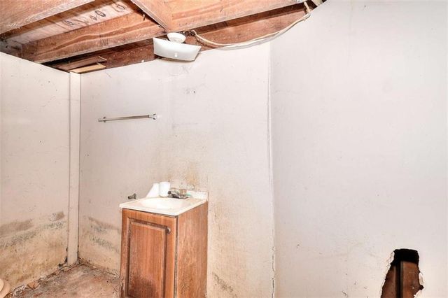 725 Poplar Street, Monroe, GA 30655