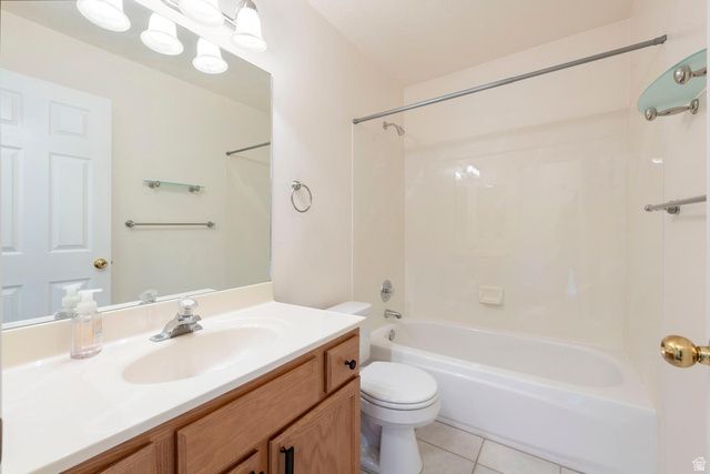 5279 S CHALK MARK CIR, Taylorsville, UT 84118