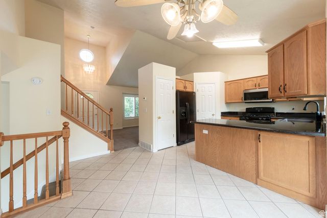 5279 S CHALK MARK CIR, Taylorsville, UT 84118