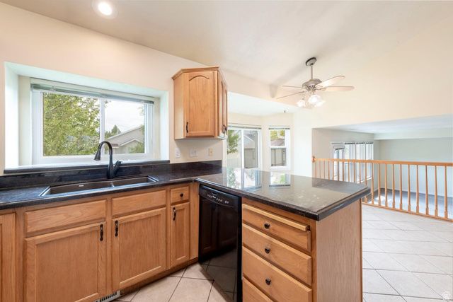 5279 S CHALK MARK CIR, Taylorsville, UT 84118