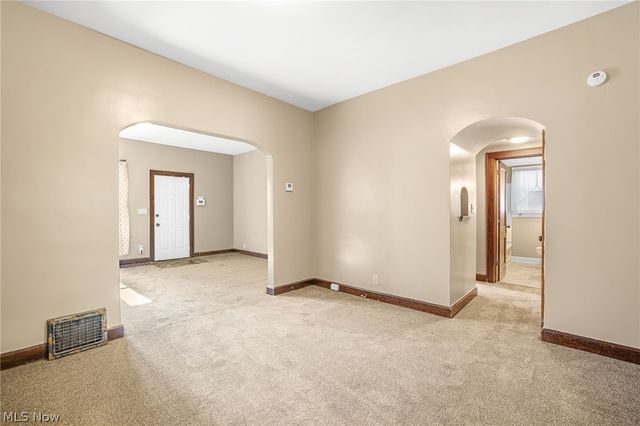 909 Brown Avenue NW, Canton, OH 44703