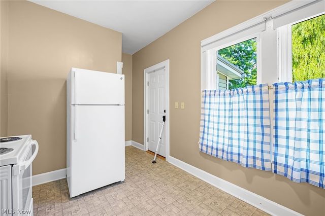 909 Brown Avenue NW, Canton, OH 44703