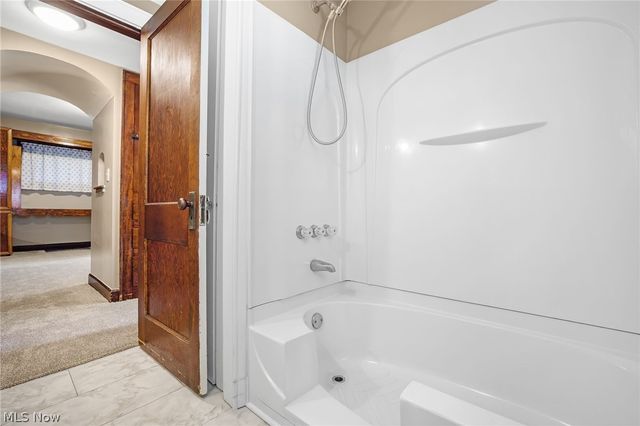 909 Brown Avenue NW, Canton, OH 44703