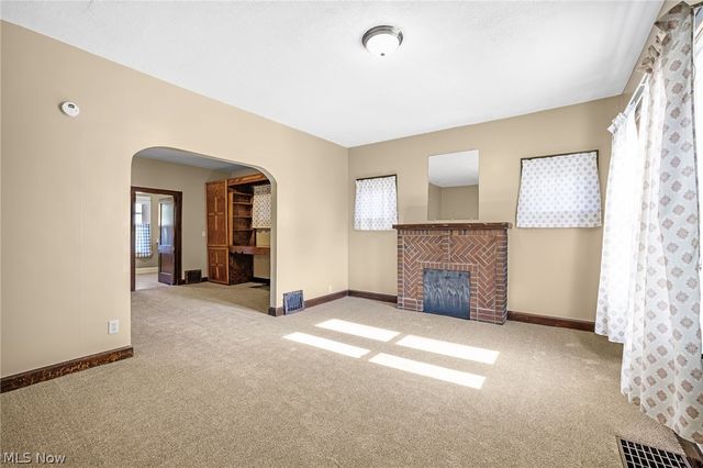 909 Brown Avenue NW, Canton, OH 44703