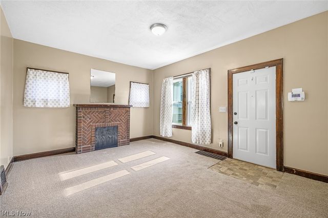 909 Brown Avenue NW, Canton, OH 44703