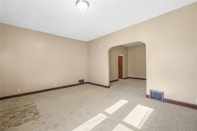 909 Brown Avenue NW, Canton, OH 44703