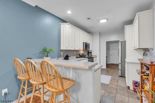 23 Tory Jack Ter, South Bound Brook Boro, NJ 08880