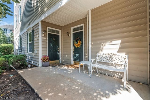 23 Tory Jack Ter, South Bound Brook Boro, NJ 08880